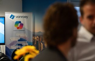 AI schuift door naar de kern van de werkplek: inzichten uit de VanRoey AI Inspiration Day