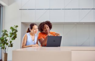 UCB fait tout pour être durable grâce à des stratégies et des collaborations numériques
