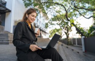 Travailler en toute sécurité et rapidement en mobilité, en dehors du bureau